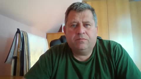 Snapshot of freeboy80180 chatting on 09-18-25, 02:41 freeboy80180 online show from 09-18-25, 02:41