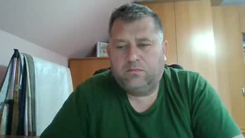 Snapshot of freeboy80180 chatting on 10-04-25, 06:11 freeboy80180 online show from 10-04-25, 06:11