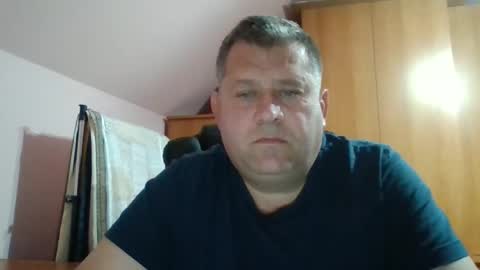 freeboy80180 online show from 11-10-25, 03:44