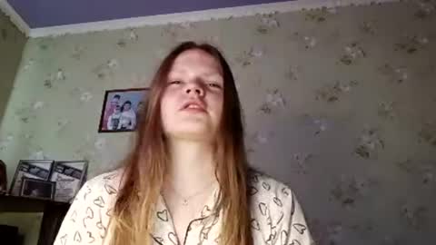 Snapshot of freedaskretowicz chatting on 06-13-26, 06:11 Leri online show from 06-13-26, 06:11
