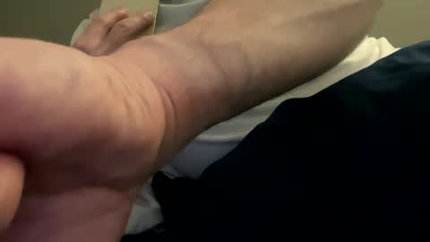 Snapshot of freeworldtoday chatting on 10-30-25, 08:09 freeworldtoday online show from 10-30-25, 08:09