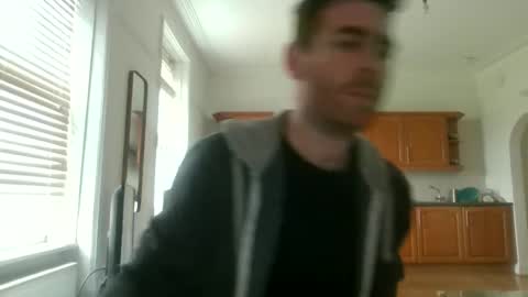 Snapshot of frenchbdmaninlondon chatting on 12-04-24, 12:25 Horny Paul online show from 12-04-24, 12:25