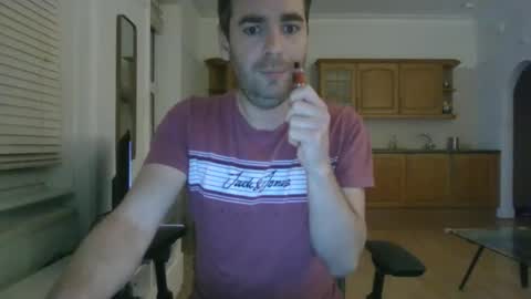 Snapshot of frenchbdmaninlondon chatting on 12-23-24, 08:14 Horny Paul online show from 12-23-24, 08:14