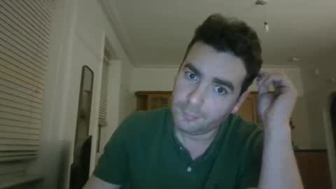Snapshot of frenchbdmaninlondon chatting on 01-01-25, 08:04 Horny Paul online show from 01-01-25, 08:04
