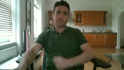 Snapshot of frenchbdmaninlondon chatting on 01-15-25, 01:09 Horny Paul online show from 01-15-25, 01:09