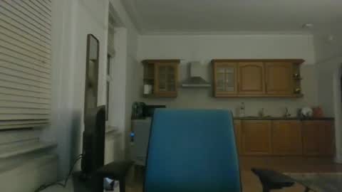 Snapshot of frenchbdmaninlondon chatting on 01-21-25, 09:25 Horny Paul online show from 01-21-25, 09:25
