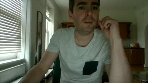 Snapshot of frenchbdmaninlondon chatting on 01-22-25, 02:46 Horny Paul online show from 01-22-25, 02:46