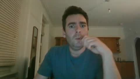 Snapshot of frenchbdmaninlondon chatting on 01-27-25, 07:56 Horny Paul online show from 01-27-25, 07:56