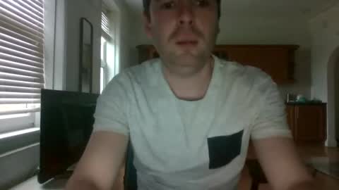 Snapshot of frenchbdmaninlondon chatting on 02-10-25, 04:25 Horny Paul online show from 02-10-25, 04:25