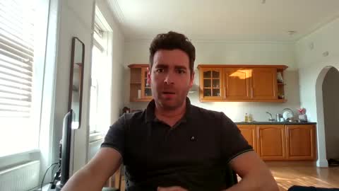 Snapshot of frenchbdmaninlondon chatting on 03-05-25, 02:23 Horny Paul online show from 03-05-25, 02:23