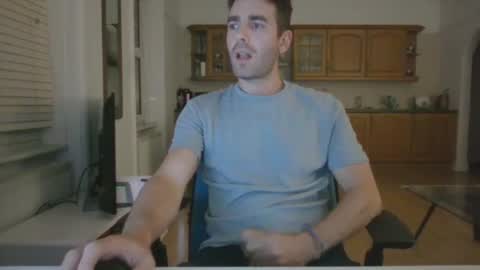 Snapshot of frenchbdmaninlondon chatting on 09-09-25, 10:20 Horny Paul online show from 09-09-25, 10:20