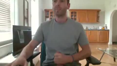 Snapshot of frenchbdmaninlondon chatting on 09-10-25, 01:11 Horny Paul online show from 09-10-25, 01:11