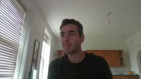 Snapshot of frenchbdmaninlondon chatting on 09-18-25, 10:06 Horny Paul online show from 09-18-25, 10:06