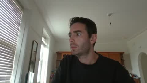 Snapshot of frenchbdmaninlondon chatting on 09-26-25, 11:03 Horny Paul online show from 09-26-25, 11:03