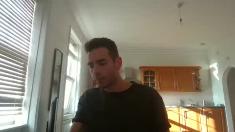 Snapshot of frenchbdmaninlondon chatting on 10-12-25, 02:38 Horny Paul online show from 10-12-25, 02:38