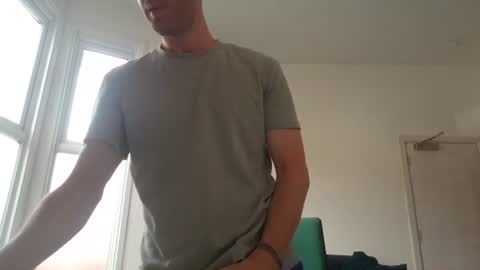 Snapshot of frenchbdmaninlondon chatting on 06-14-26, 12:29 Horny Paul online show from 06-14-26, 12:29