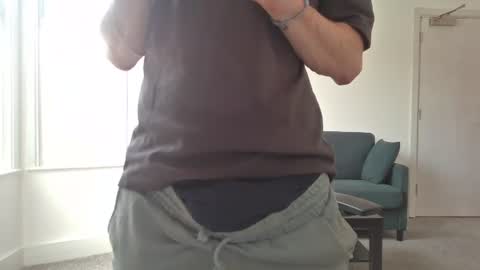 Snapshot of frenchbdmaninlondon chatting on 06-17-26, 01:12 Horny Paul online show from 06-17-26, 01:12