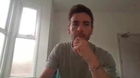 Snapshot of frenchbdmaninlondon chatting on 06-29-26, 01:33 Horny Paul online show from 06-29-26, 01:33