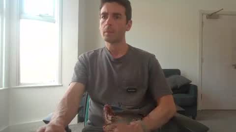 Snapshot of frenchbdmaninlondon chatting on 06-30-26, 01:23 Horny Paul online show from 06-30-26, 01:23