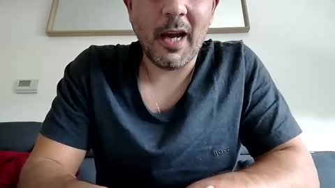 Snapshot of frenchhard0000 chatting on 10-24-25, 09:49 Horny french hard online show from 10-24-25, 09:49