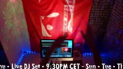 Snapshot of frenchkissdjfk chatting on 09-30-25, 06:46 frenchkissdjfk online show from 09-30-25, 06:46