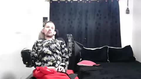 Thomas y Sophia online show from 12-16-24, 01:31