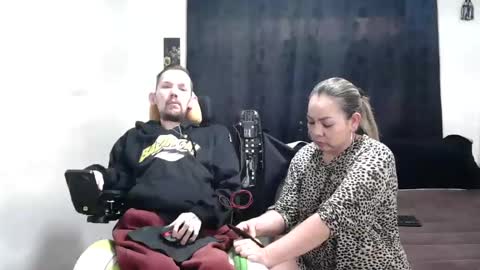 Thomas y Sophia online show from 12-26-24, 06:22