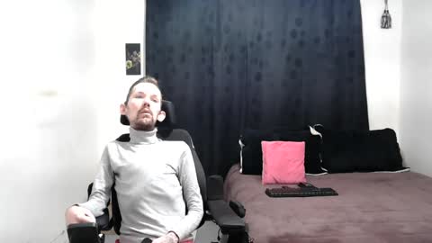 Thomas y Sophia online show from 02-28-25, 09:47