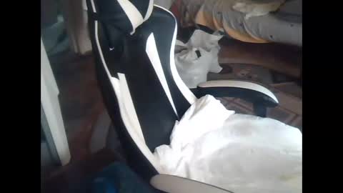 frenks117864 online show from 03-13-26, 12:12