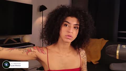 Snapshot of fresatanica chatting on 02-03-25, 03:31 Vale online show from 02-03-25, 03:31