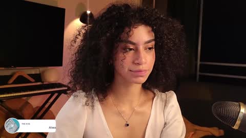 Snapshot of fresatanica chatting on 02-08-25, 07:04 Vale online show from 02-08-25, 07:04