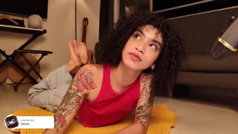 Snapshot of fresatanica chatting on 03-10-25, 02:50 Vale online show from 03-10-25, 02:50