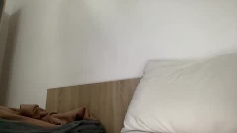 freshman  imonyou98 online show from 12-20-25, 03:52