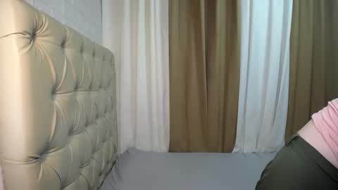 Snapshot of freshyklein chatting on 10-06-25, 06:33 Savanna online show from 10-06-25, 06:33