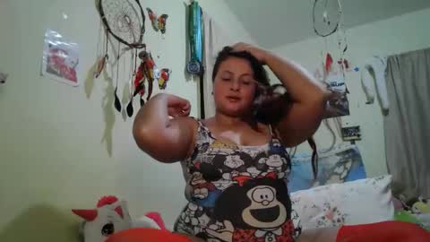 fresiitalovee online show from 12-17-25, 04:51