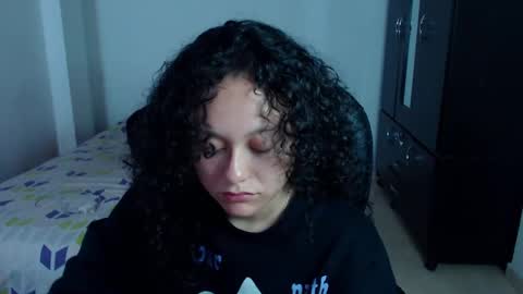 Snapshot of freud_x_louise1 chatting on 02-23-25, 04:07 Louise  online show from 02-23-25, 04:07