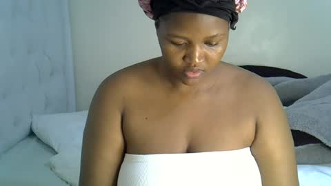 Snapshot of frevian chatting on 07-12-26, 09:17 frevian online show from 07-12-26, 09:17