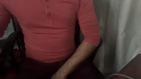 Snapshot of frevolve87 chatting on 07-19-26, 09:18 hung and horny online show from 07-19-26, 09:18