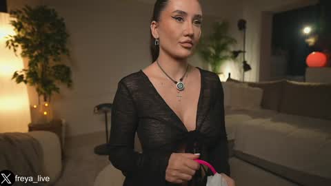 Freya online show from 02-02-26, 12:37