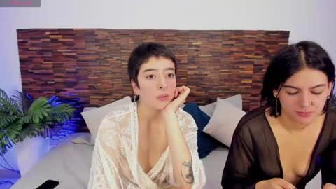 Snapshot of freyaa__1 chatting on 06-16-26, 01:03 Freya online show from 06-16-26, 01:03