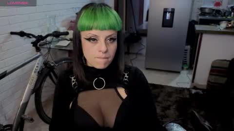 freyaa_sorceress online show from 11-13-25, 03:16