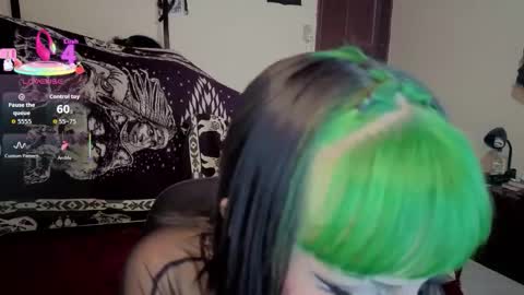 freyaa_sorceress online show from 02-01-26, 10:41