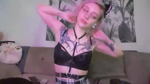 Freyakatty online show from 07-09-26, 03:27