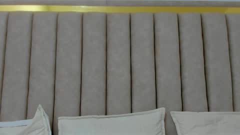 FREYA online show from 12-20-25, 03:08