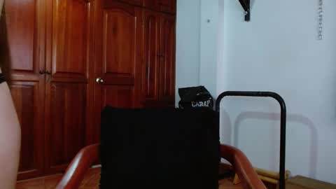 Snapshot of freyanatural chatting on 09-09-25, 05:34 freyanatural online show from 09-09-25, 05:34