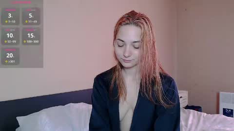 Snapshot of freyaoliver chatting on 06-05-26, 02:23 FreyaOliver online show from 06-05-26, 02:23