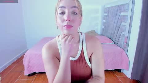 aura online show from 02-25-26, 05:06