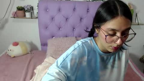 Snapshot of freyja_01 chatting on 03-07-25, 07:30 Freyja online show from 03-07-25, 07:30