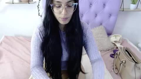 Snapshot of freyja_01 chatting on 10-08-25, 09:34 Freyja online show from 10-08-25, 09:34