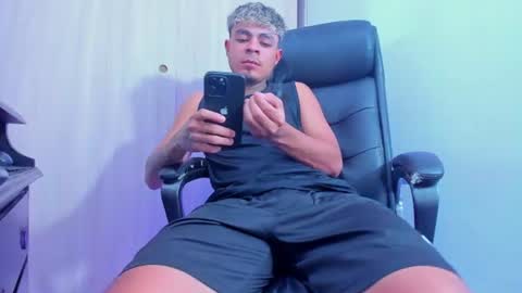 freyva_ online show from 07-24-26, 02:09